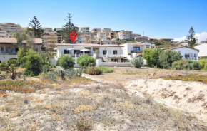 3 Bedroom Stunning Apartment In Alcamo Alcamo